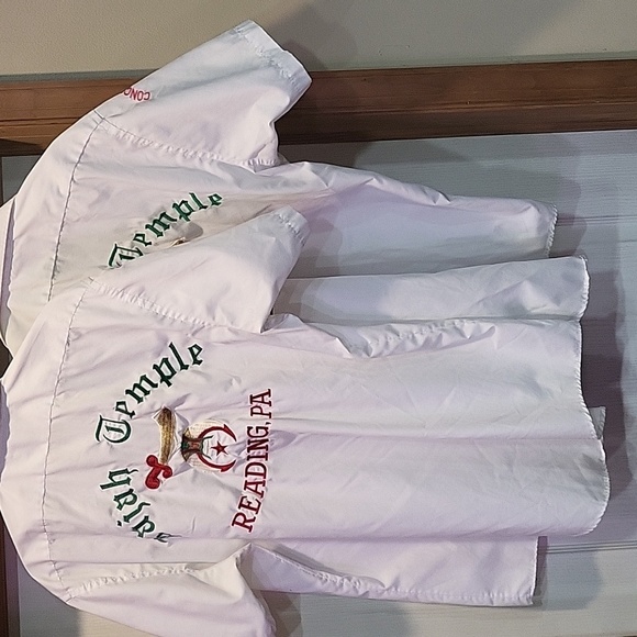 VINTAGE Set of 2  WHITE BOWLING BUTTON UP SHIRT Rajah Temple Reading Pa Concert - Picture 2 of 7